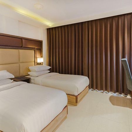 Aura One Hotel Kochi المظهر الخارجي الصورة
